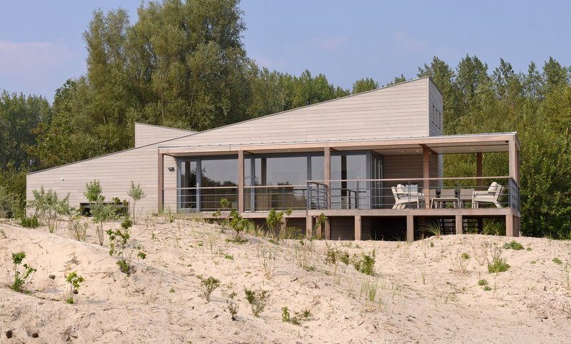 Punt West & Werelds aan het Strand, Ouddorp