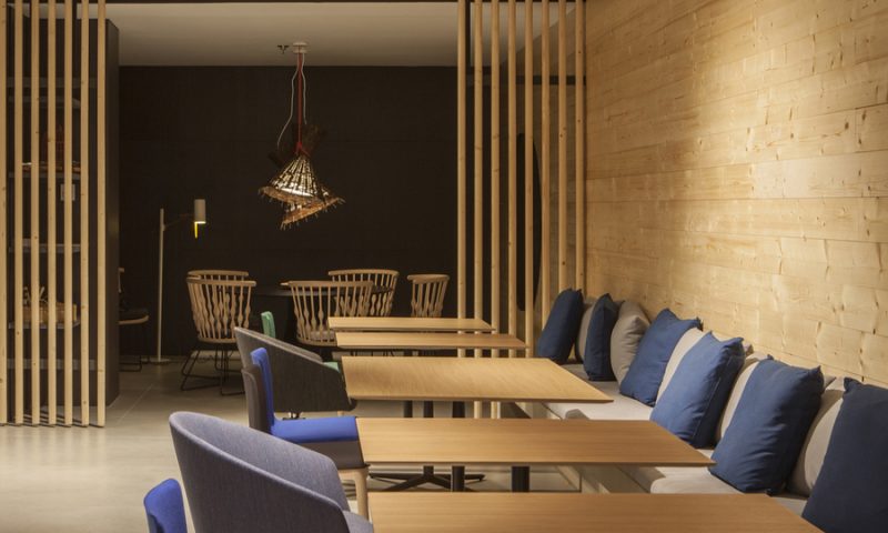 Ma Khin Cafe, Valencia, Spain