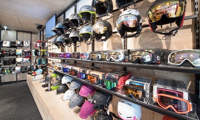 Intersport Arlberg, Austria