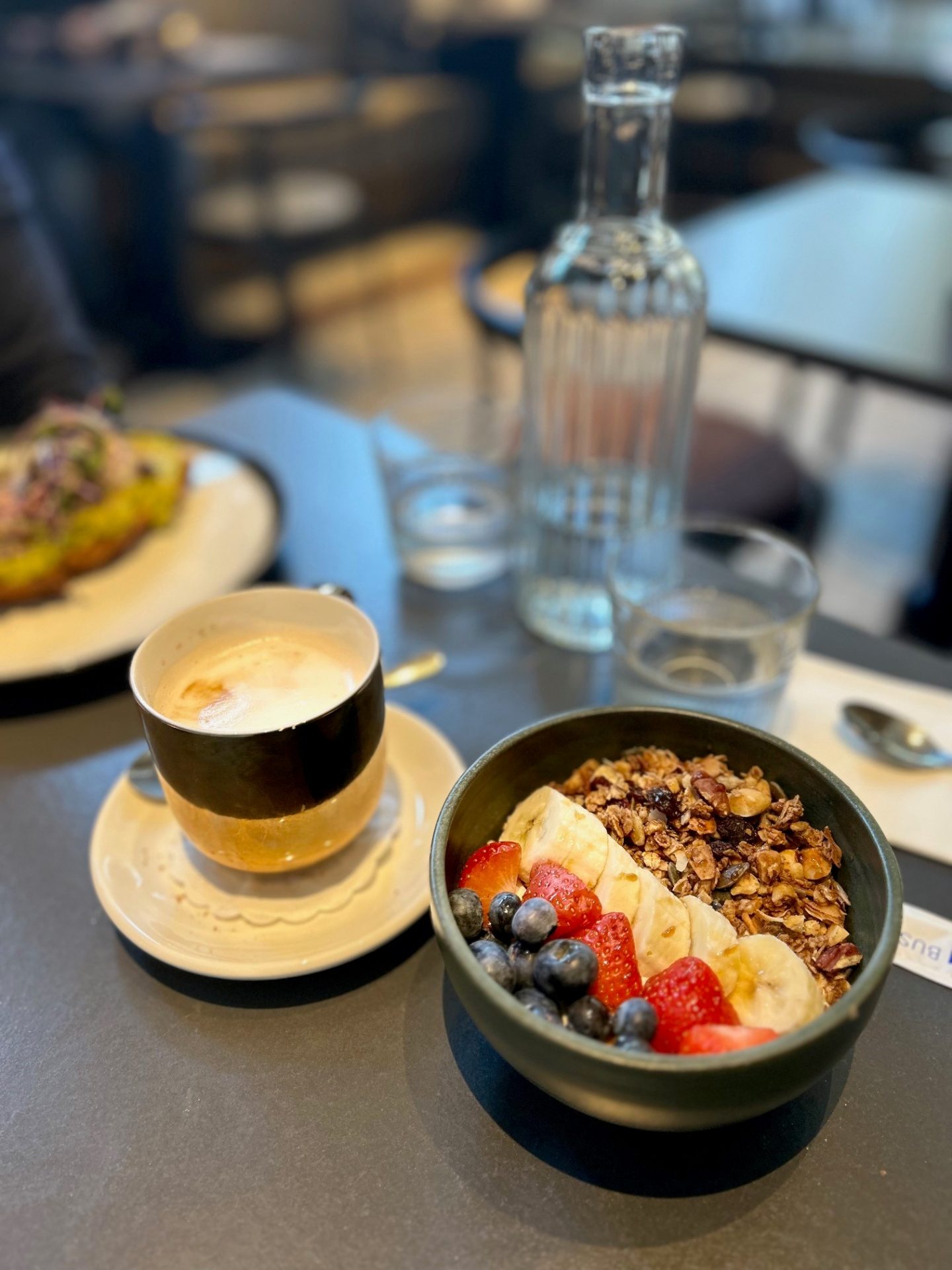Breakfast, Morgan & Mees
